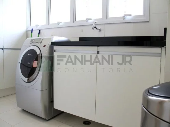 Imagem Vendo maravilhoso apartamento no Ed. England Vila Nova -  Rua Marcos Lopes, 233 - Vila Nova Conceição, São Paulo. Apartamento novo, impecável, compl