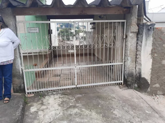 Imagem CASA TÉRREA PARA DE MOLIÇÃO.