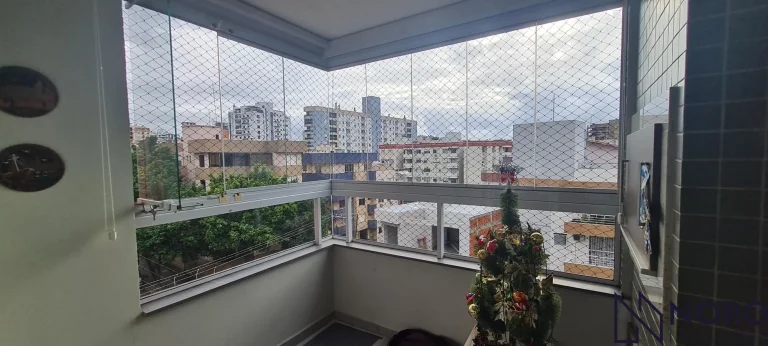 Imagem Apartamento Semi Mobiliado de 3 Dormitórios com Suíte e 2 Garagens no Bairro Men