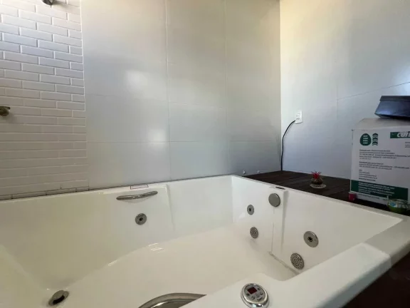 Imagem Apartamento finamente mobiliado com 3 suítes e 2 vagas de garagem em Andorinha - Itapema/SC
