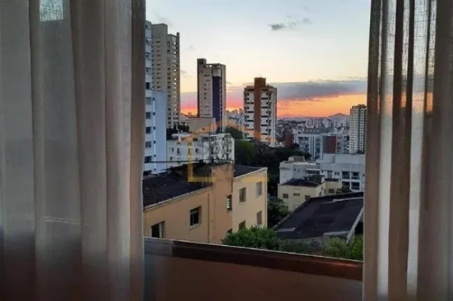 Imagem Apartamento 55m², com 2 dormitórios, 2 banheiros, sendo um na área de serviço, possui vista para...