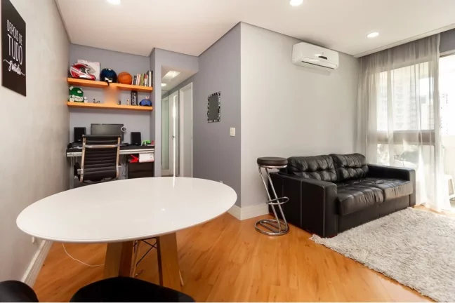 Imagem Apartamento à venda em São Paulo, Moema, com 2 quartos, 60m2
