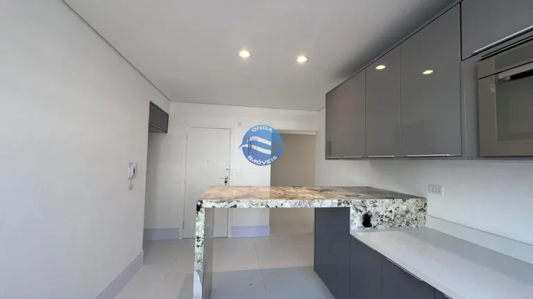 Imagem Apartamento a venda em Santos na Ponta da Praia