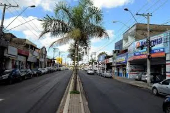 Imagem PRÉDIO COMERCIAL EM AVENIDA DE GRANDE MOVIMENTO E MUITA VISIBILIDADE PARA SUA EMPRESA - VÁRZEA PAULISTA