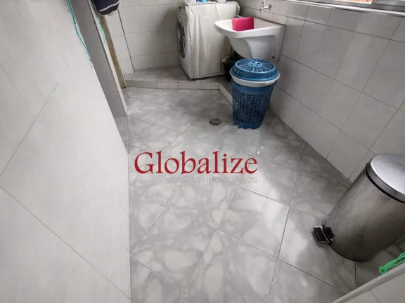 Imagem Lindo apartamento de 3 dormitórios com suíte e dependência de empregada completa no bairro da Ponta da Praia por R$.770.000,00 !