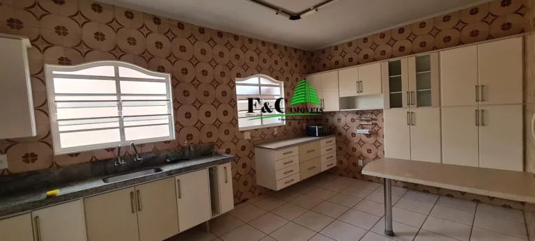 Imagem Casa para Venda em Araras, Parque Alvorada, 5 dormitórios, 1 suíte, 5 banheiros, 2 vagas