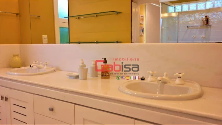 Imagem Casa com 9 dormitórios à venda, 1000 m² por R$ 15.000.000,00 - Marina - Armação dos Búzios/RJ