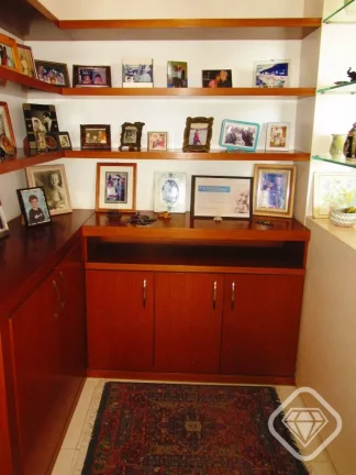 Imagem Acordar com o Guaíba na sua janela é mais do que morar, é viver melhor.

Apartamento de alto padr...