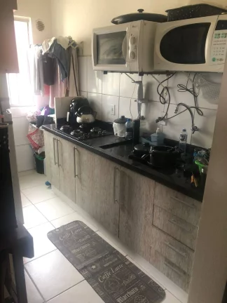 Imagem Apartamento com 2 Quartos no Santa Candida - R$185 mil