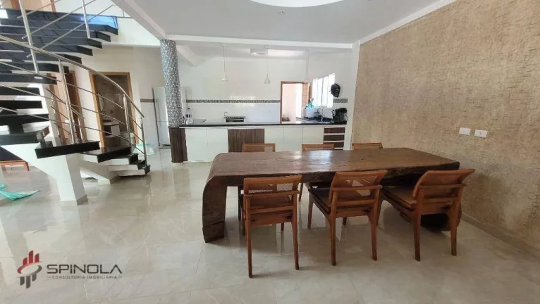 Imagem Sobrado com 5 dormitórios à venda, 262 m² por R$ 1.550.000,00 - Balneário Flórida - Praia Grande/SP
