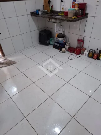 Imagem Casa com 2 quartos e 70m² entre Galo Branco e Mutondo –