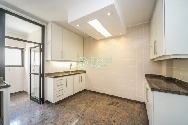 Imagem Apartamento belíssimo, com ambientes amplos em uma planta bem distribuída. Conta com 3 dormitório...
