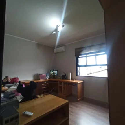 Imagem Sobrado com 3 dormitórios à venda, 183 m² por R$ 580.000 - Vila Ponte Nova - Cubatão/SP