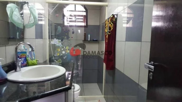 Imagem Sobrado à venda 3 Quartos, 3 Suites, 4 Vagas, 210M², Osvaldo Cruz, São Caetano do Sul - SP