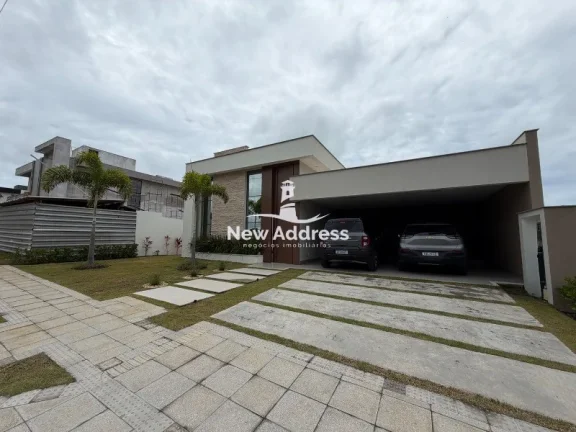 Casa térrea de alto padrão com piscina, 3 quartos e projeto moderno, ideal para quem busca conforto, integração e sofisticação.