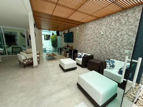 Imagem Incrível mansão à venda em Riviera de São Lourenço Módulo 21: 6 quartos, 6 suítes, 3 salas, 705m². Venha conferir!
