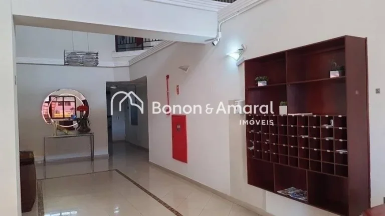 Imagem Ótimo apartamento em excelente localização no Cambuí. O apartamento em andar alto conta com uma ...