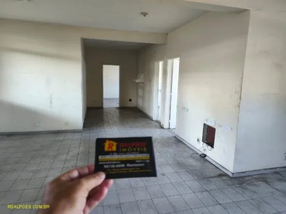 Imagem Galpão para Locação em DUQUE DE CAXIAS, Parque Duque, 2 banheiros