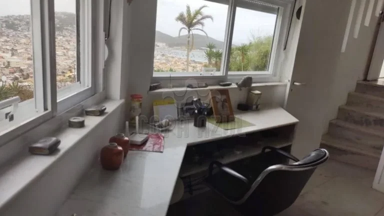 Imagem Residencial › Casa de Condomínio com 3 quarto(s) a Venda