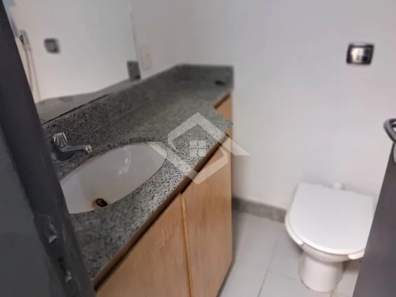 Imagem Sala Comercial de 126m² na Torre do Rio Sul – Excelente Estrutura e Localiz
