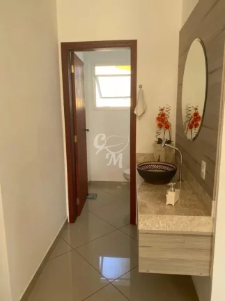 Imagem Excelente Casa em Condomínio!