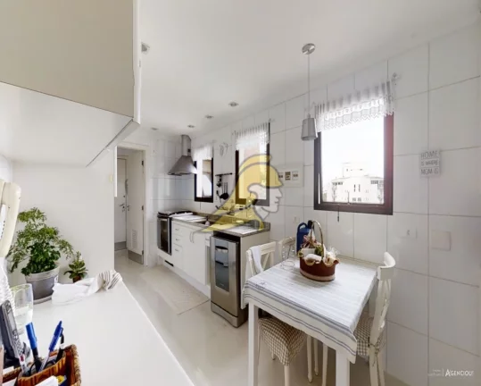 Imagem OPORTUNIDADE MORUMBI APARTAMENTO 212,00 M 3 DOMITÓRIOS 2 SUITES SALA 3 ABIENTES LAVABO COZINHA AMPLA VARANDA 7 ANDAR DEP. EMPREGADA 4 VAGAS LAZER
