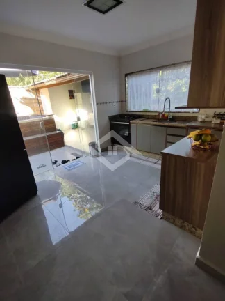 Imagem Casa 2 Suítes, escritório, área gourmet e Piscina. Campo Grande