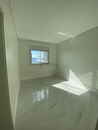Imagem Apartamento FRENTE MAR com 5 suítes à venda em Balneário Camboriú/SC