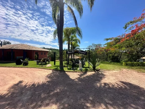 Imagem Chácara de 20.000 m² no PARQUE DA FAZENDA em Jundiaí-SP, com 3 quartos, 3 suítes, 5 salas, 4 vagas e 785m² construção. Venha conhecer!