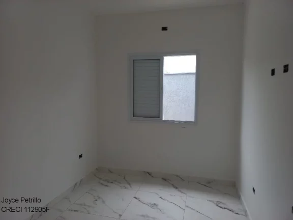 Imagem Casa Nova e Moderna com Piscina à Venda em Peruíbe.