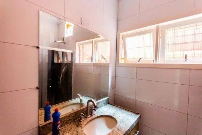 Imagem Sobrado com 3 dormitórios à venda, 188 m² por R$ 540.000 - Vila Lucinda - Santo André/SP