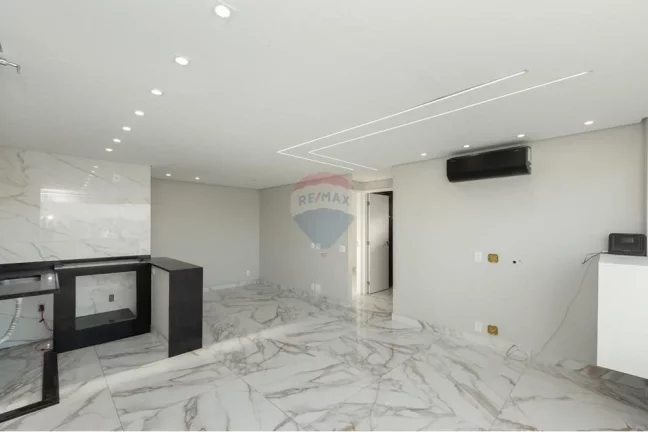 Imagem Apto com living ampliado, 2 dorms e vaga coberta