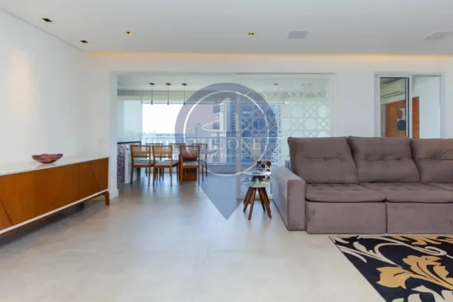 Imagem Apartamento de Luxo na Cidade Monções: 3 quartos, 3 suítes, 5 banheiros, 2 vagas de garagem, 134m². Alugue já em SP!