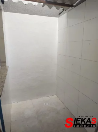 Imagem Imperdível oportunidade: Casa à venda em São Paulo-SP, Jardim Maringá! 2 quartos, 2 suítes, 1 sala, 3 banheiros, 2 vagas, 70m².