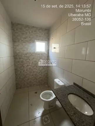 Imagem Casa à venda no Loteamento Residencial Tamareiras, Uberaba: 2 dormitórios, 2 garagens!