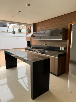 Imagem Sobrado Alto Padrão, Condominio Jardins Lisboa, 265 m², 04 quartos