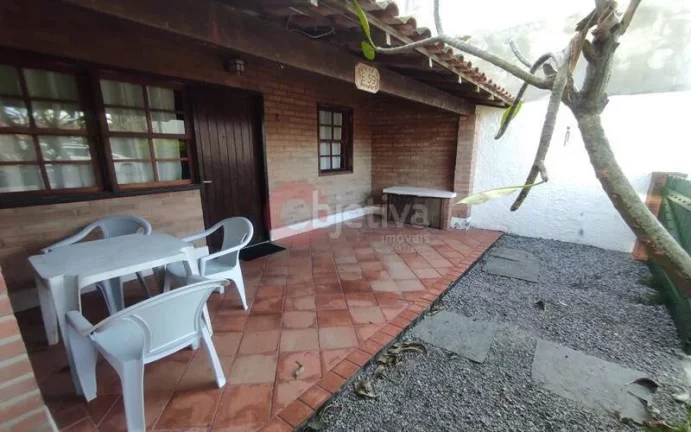 Imagem Casa Cond. Village do Sol I venda 2 quartos - Palmeiras - Cabo Frio