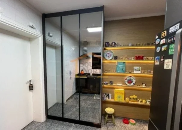 Imagem Apartamento com 146 m² de área útil, planta ampla e bem distribuída.
São 3 dormitórios, sendo ...