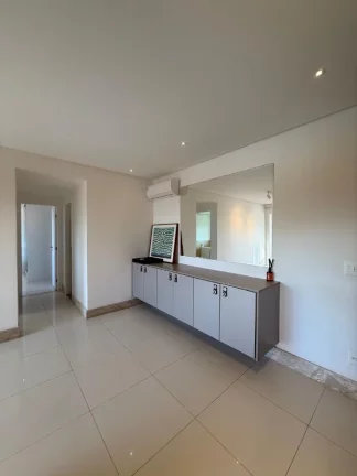 Imagem A 5ª Avenida Imóveis selecionou esse lindo apartamento, totalmente reformado no BARRA THE PLACE: 2/4, suite, 70,01 m², andar alto R$890.000,00