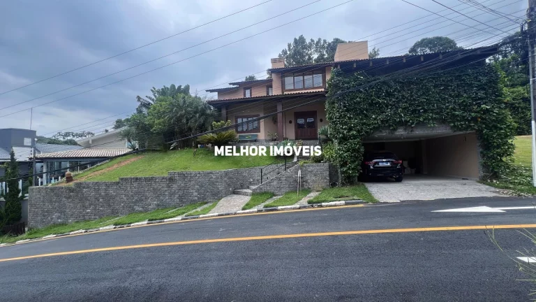 Imagem Casa a venda no Condomínio Ariribá com 600m² em Balneário Camboriú