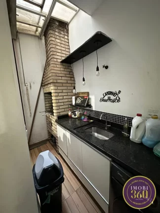 Imagem Condomínio Fechado com 02 suíte com vaga de garagem no Bairro Vila Dalila