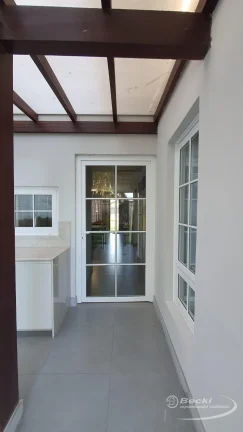 Imagem Casa alto padrão no bairro Nova Brasília - Joinville