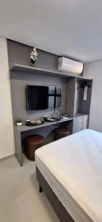 Imagem Flat mobiliado pé na areia mobiliado e com área de lazer na cobertura no Jardim Oceania / Bessa - FL0811.