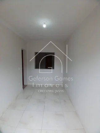 Imagem Aluguel - Casa Com 03 Quartos - Centro - Mantena - MG