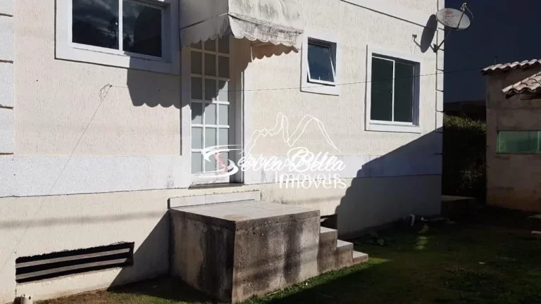 Imagem Casa com 4 dormitórios à venda, 200 m² por R$ 790.000,00 - Albuquerque - Teresópolis/RJ