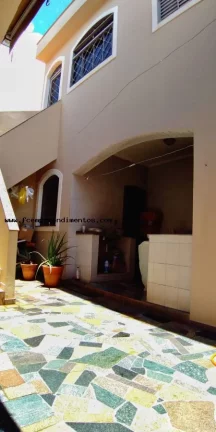 Casa / Sobrado para Venda em Limeira, Boa Vista, 4 dormitórios, 1 suíte, 3 banheiros, 4 vagas