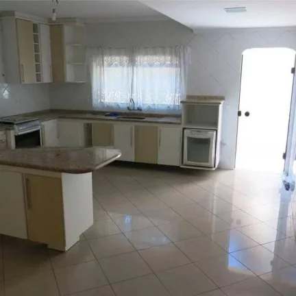 Imagem Sobrado com 3 dormitórios, 228 m² - venda por R$ 630.000,00 ou aluguel por R$ 3.017,00/mês - Jardim Las Vegas - Santo André/SP