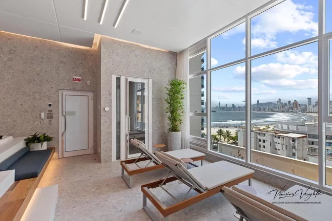 Imagem Apartamento Quadra Mar para Venda em Balneário Camboriú / SC no bairro Pioneiros