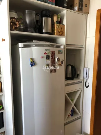 Imagem Apartamento de 2 dormitórios próximo ao Colégio Coração de Maria