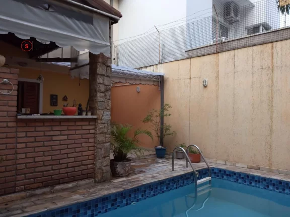 Imagem AMPLO SOBRADO A VENDA NA VILA PRUDENTE COM 5 DORMITÓRIOS E 3 SUITES, PISCINA, CHURRASQUEIRA E FORNO DE PIZZA. 5 VAGAS DE GARAGEM. RUA LARGA, TRANQUILA